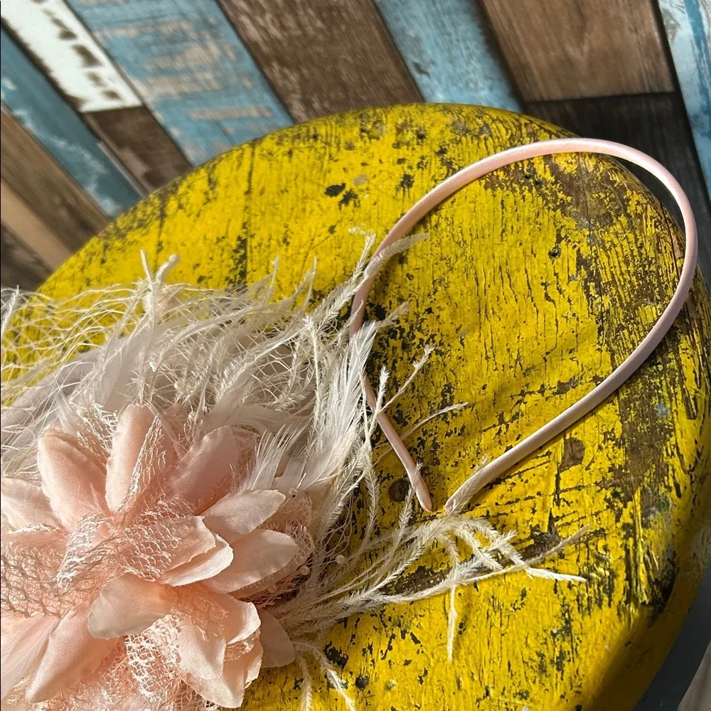 Chic Blush Feather Fascinator Headband - Picture 3 of 13